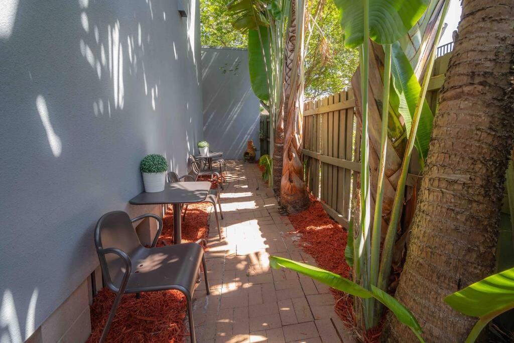 Nawlins Vibe With Rooftop Verandah Near Riverwalk And Downtown 탬파 외부 사진